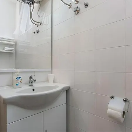 Neva Appartement Novigrad Istria